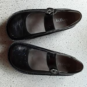 Gently Worn Alegria Paloma